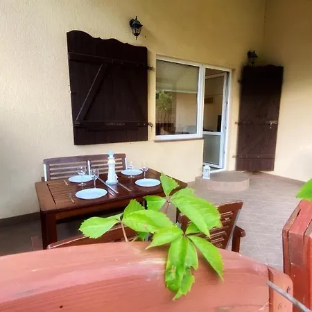 Dom Murowany Siedlisko Holiday home *