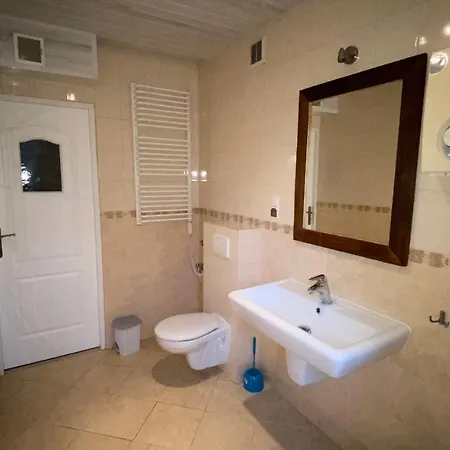 Dom wakacyjny Dom Murowany Siedlisko *