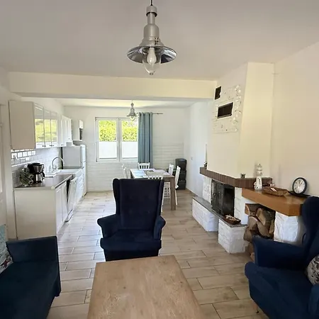 בית נופש Dom Murowany Siedlisko סרבינובו