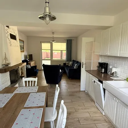 בית נופש Dom Murowany Siedlisko סרבינובו