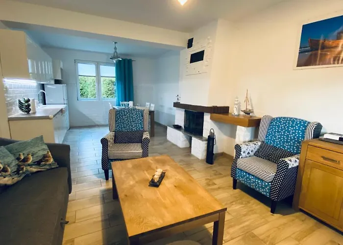 Dom wakacyjny Dom Murowany Siedlisko Sarbinowo